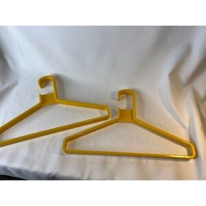 Vintage Ingrid Chicago Yellow Plastic Hangers Set of 6 Mid Century Modern Retro